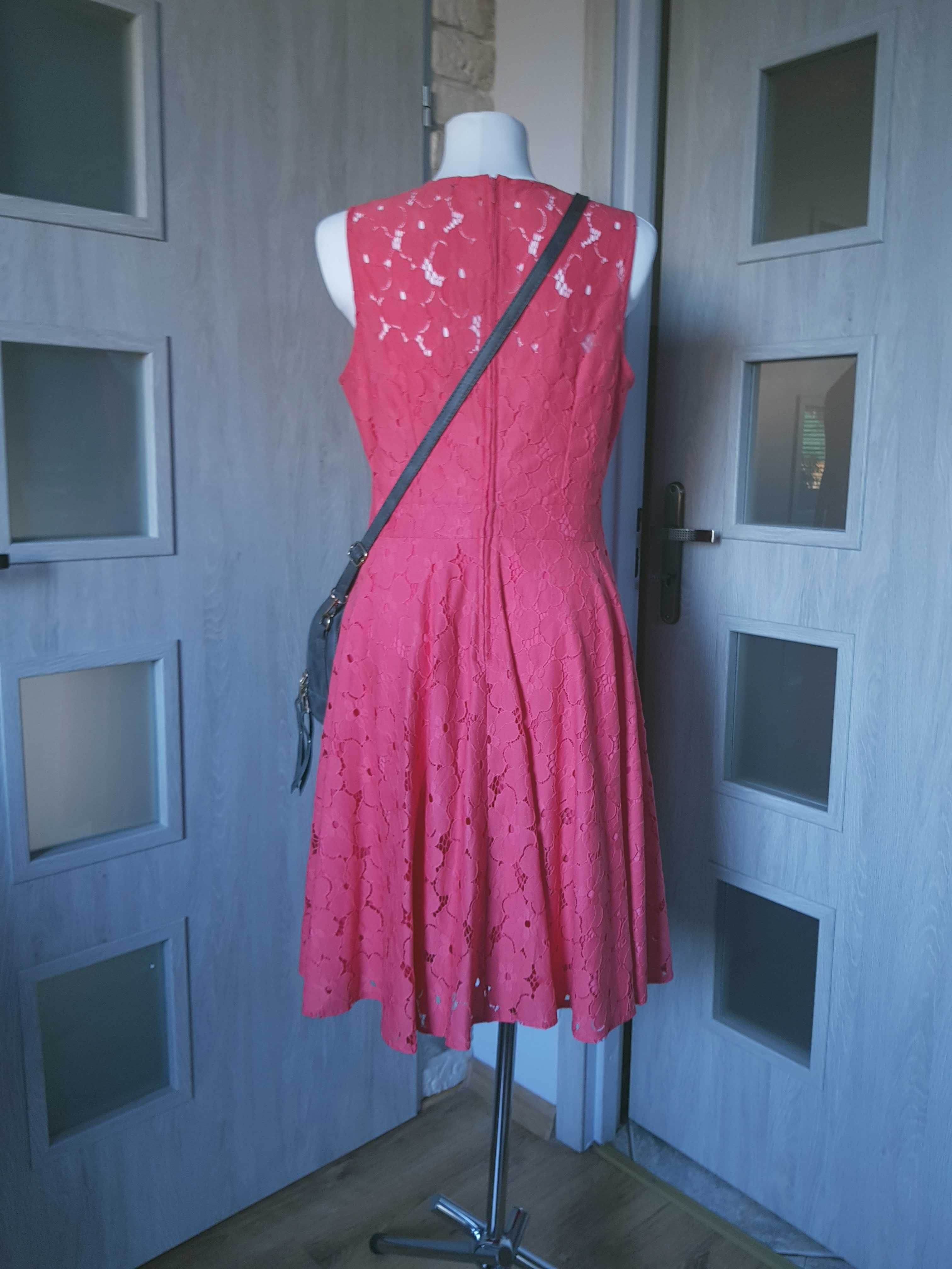 Elegancka koronkowa sukienka midi malinowy róż XL