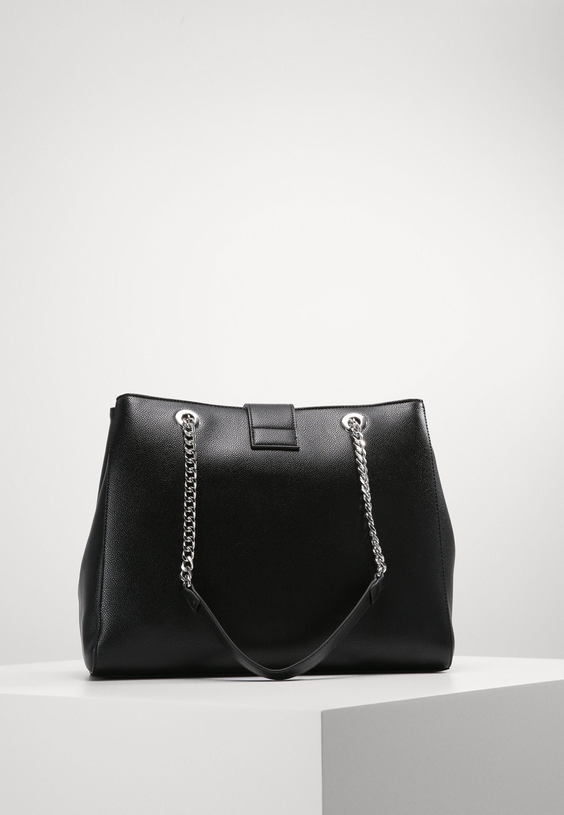 Torba  Valentino