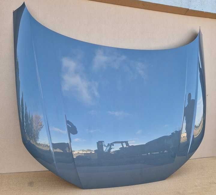 Капот AUDI A4 B9 Розборка Запчастини до AUDI A4 B9