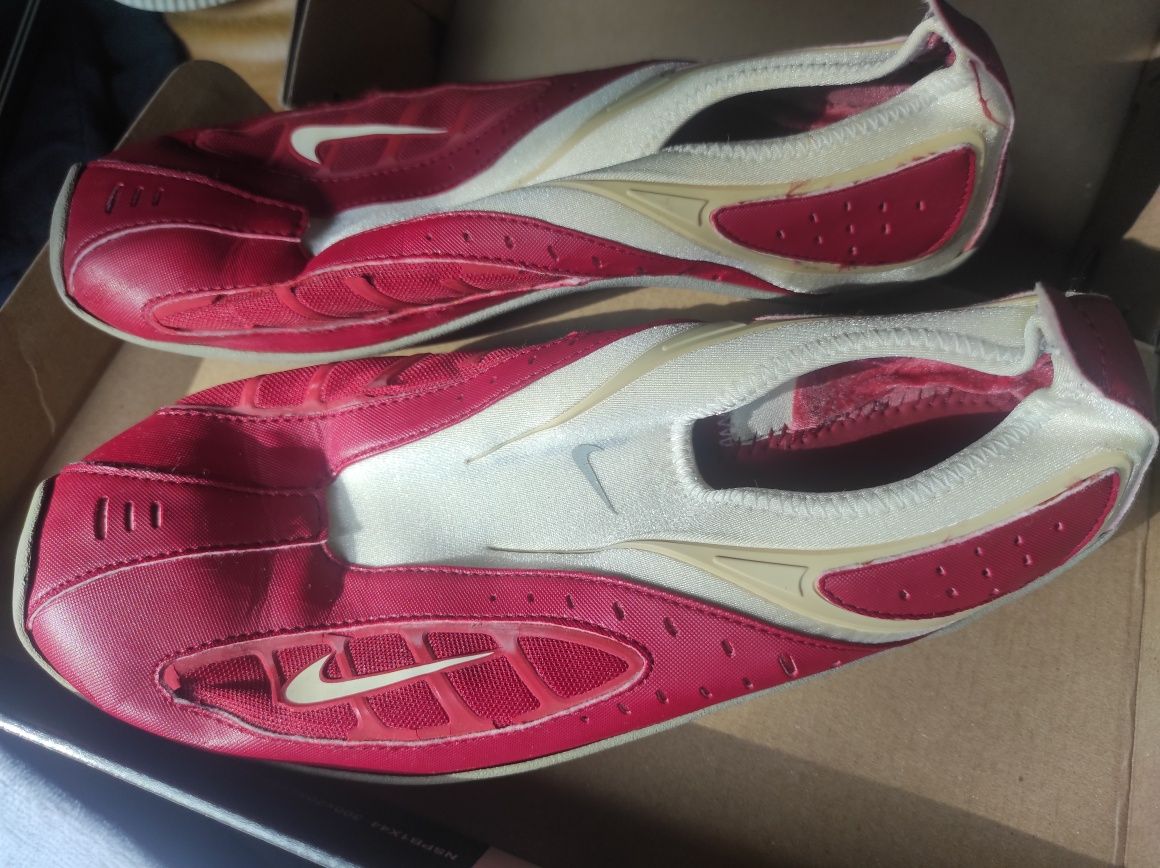 Sapatilhas Nike n. 43