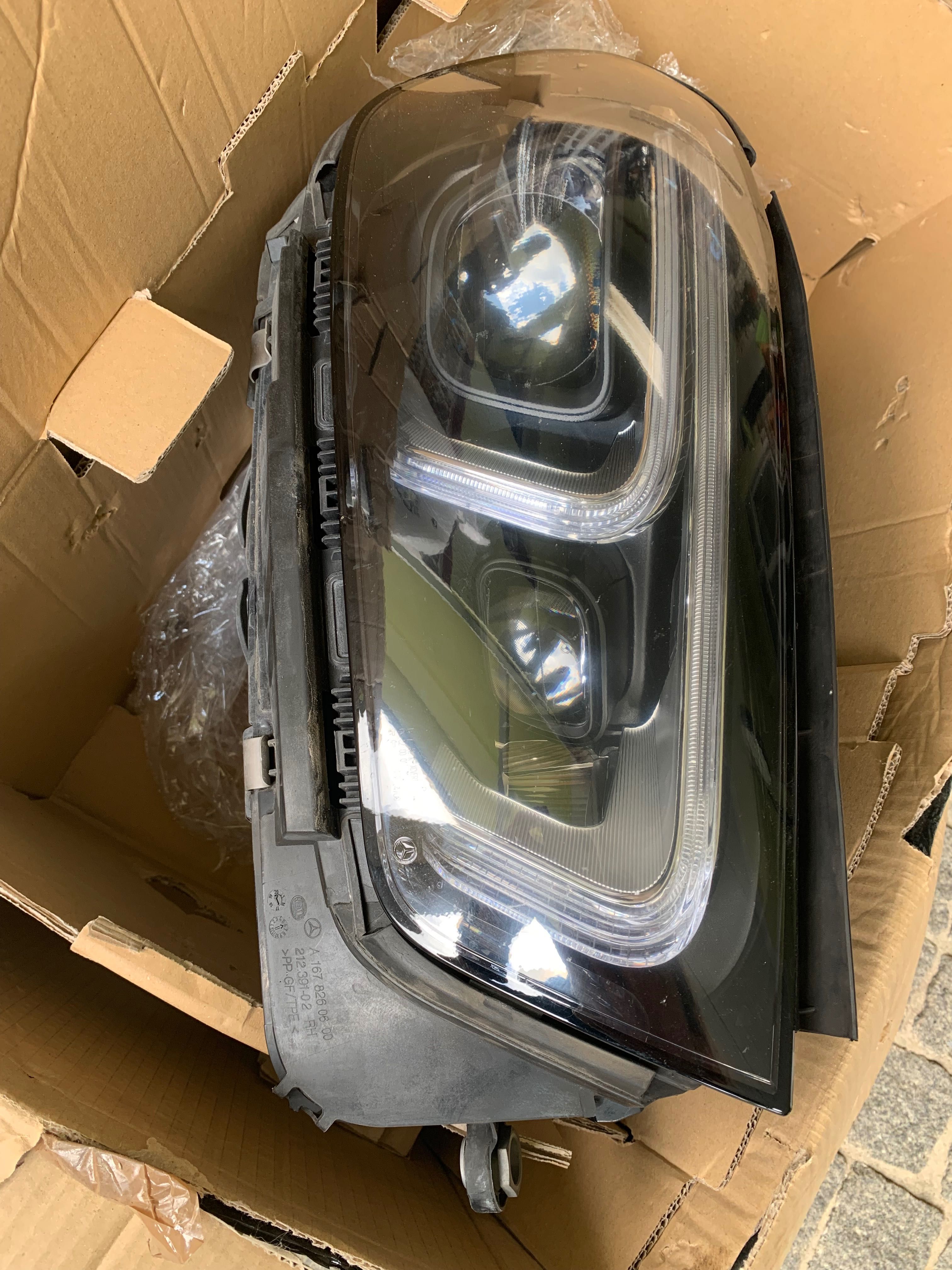 Farol Mercedes GLE original de 2020