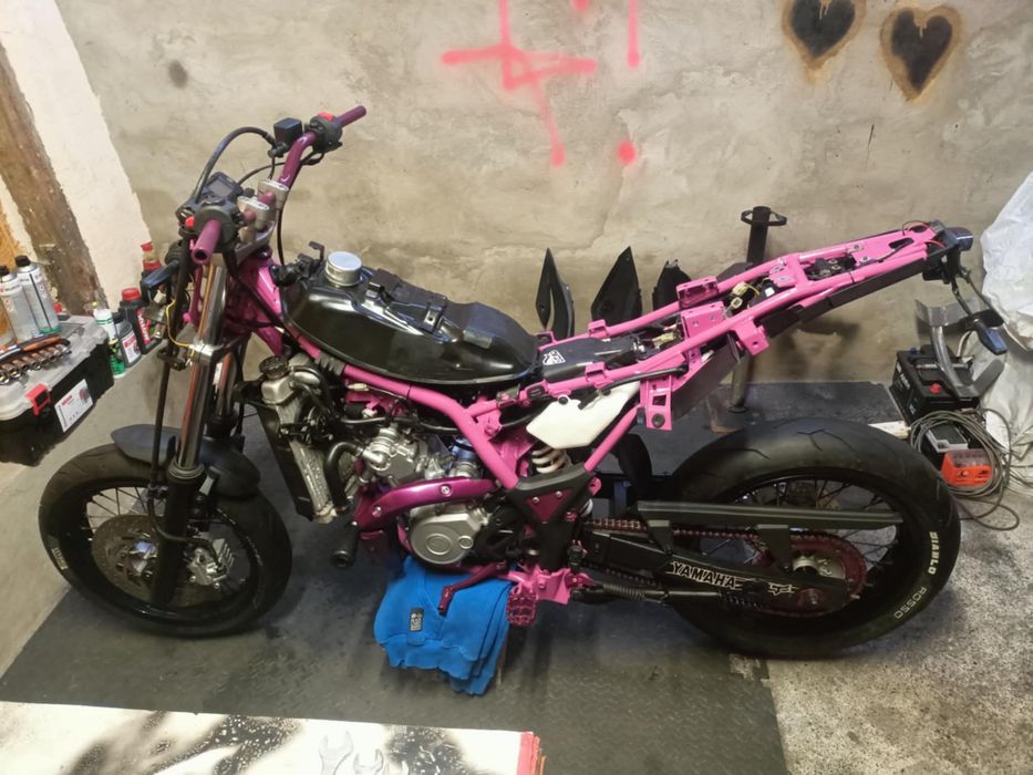 YAMAHA WR125X 125cc, 2013r. FIOLETOWA, KAT. B,A1