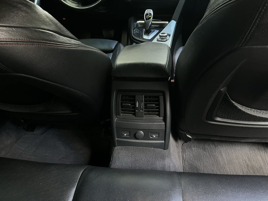 BMW 335I 2012 год