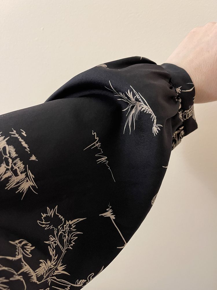 Шелковая блуза из плотного шелка Levete room