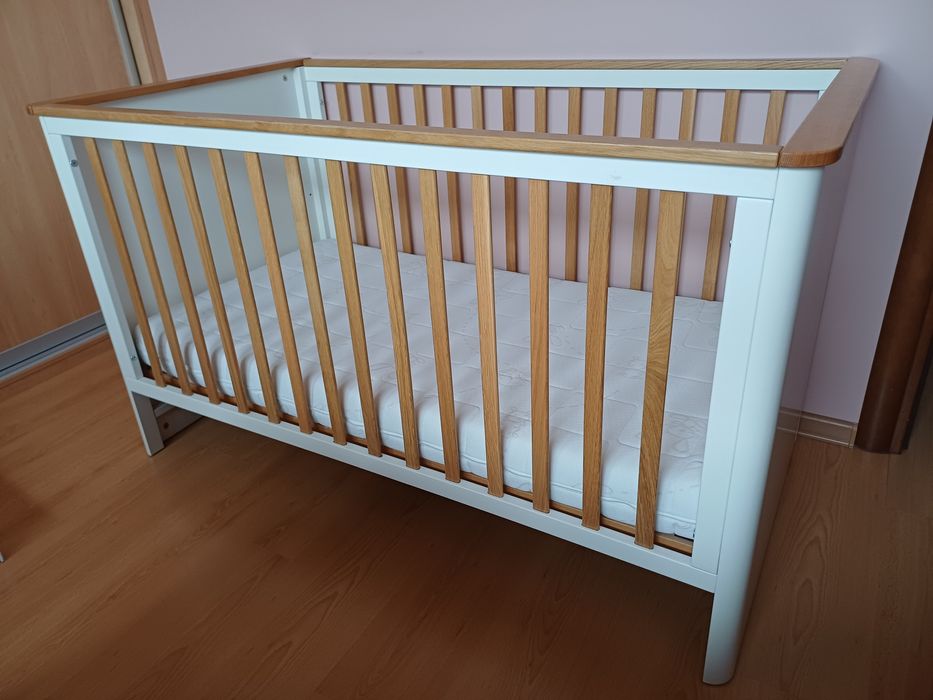 Łóżeczko dziecięce Bellamy Ruban 140x70 z barierką, jak nowe!