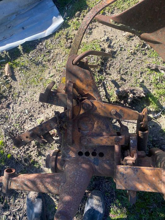 Trator ferguson com documentos