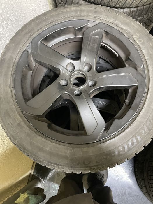 Продам комплек дисков  5/112//R17, с резиной 225/55 зима шипованая
