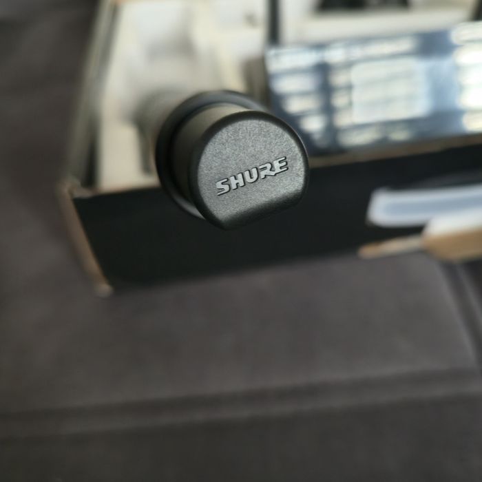 Shure SLXD4/B58 System bezprzewodowy z 2 mikrofonami ręcznymi Beta 58