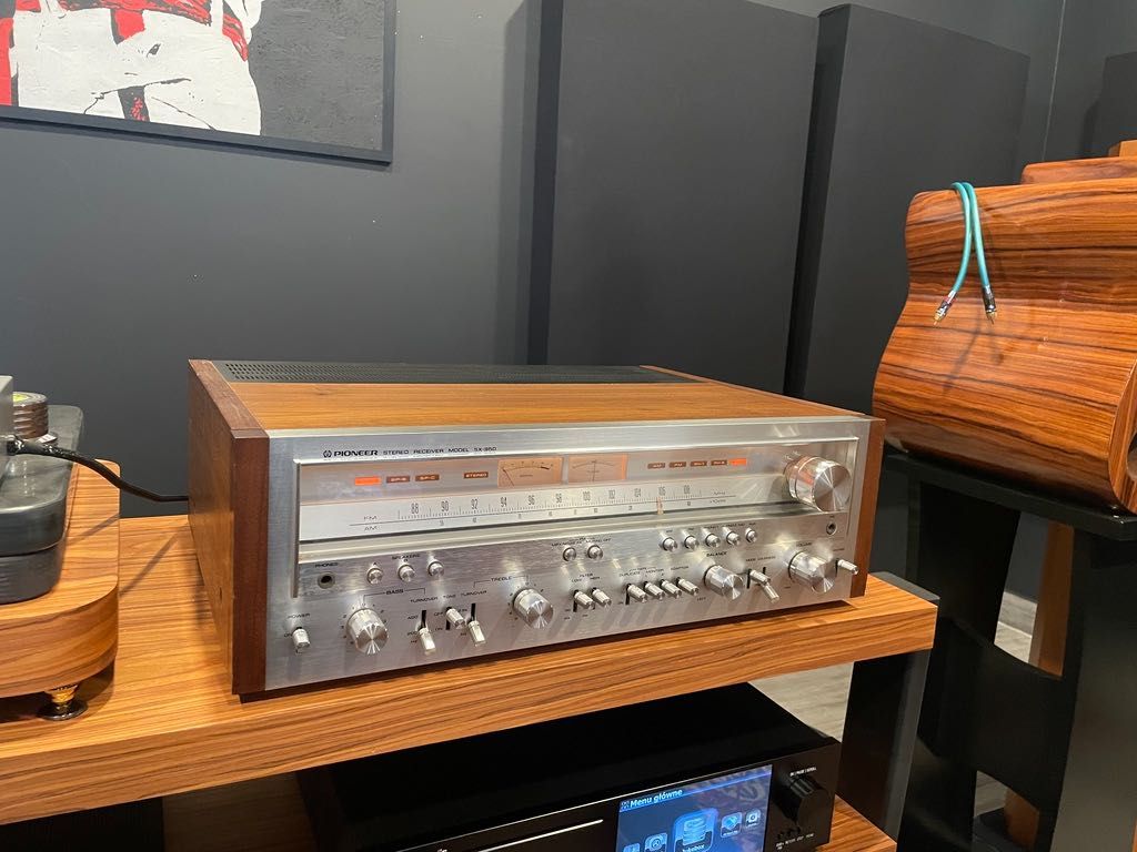 Kultowy amplituner Pioneer SX-950