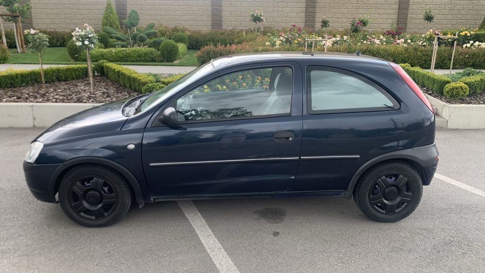 Opel Corsa C 1.0 2001
