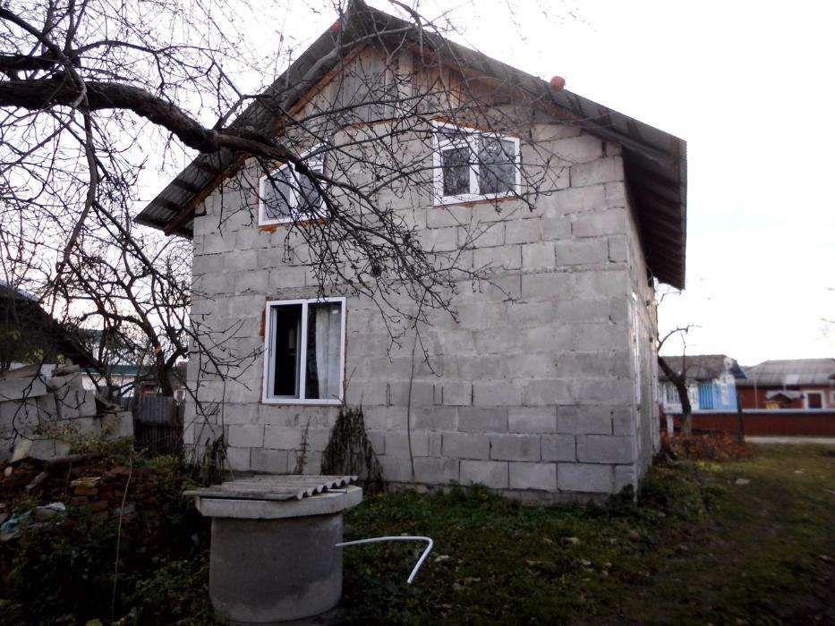 Продам будинок разом із землею 25 соток. Село Іллінці