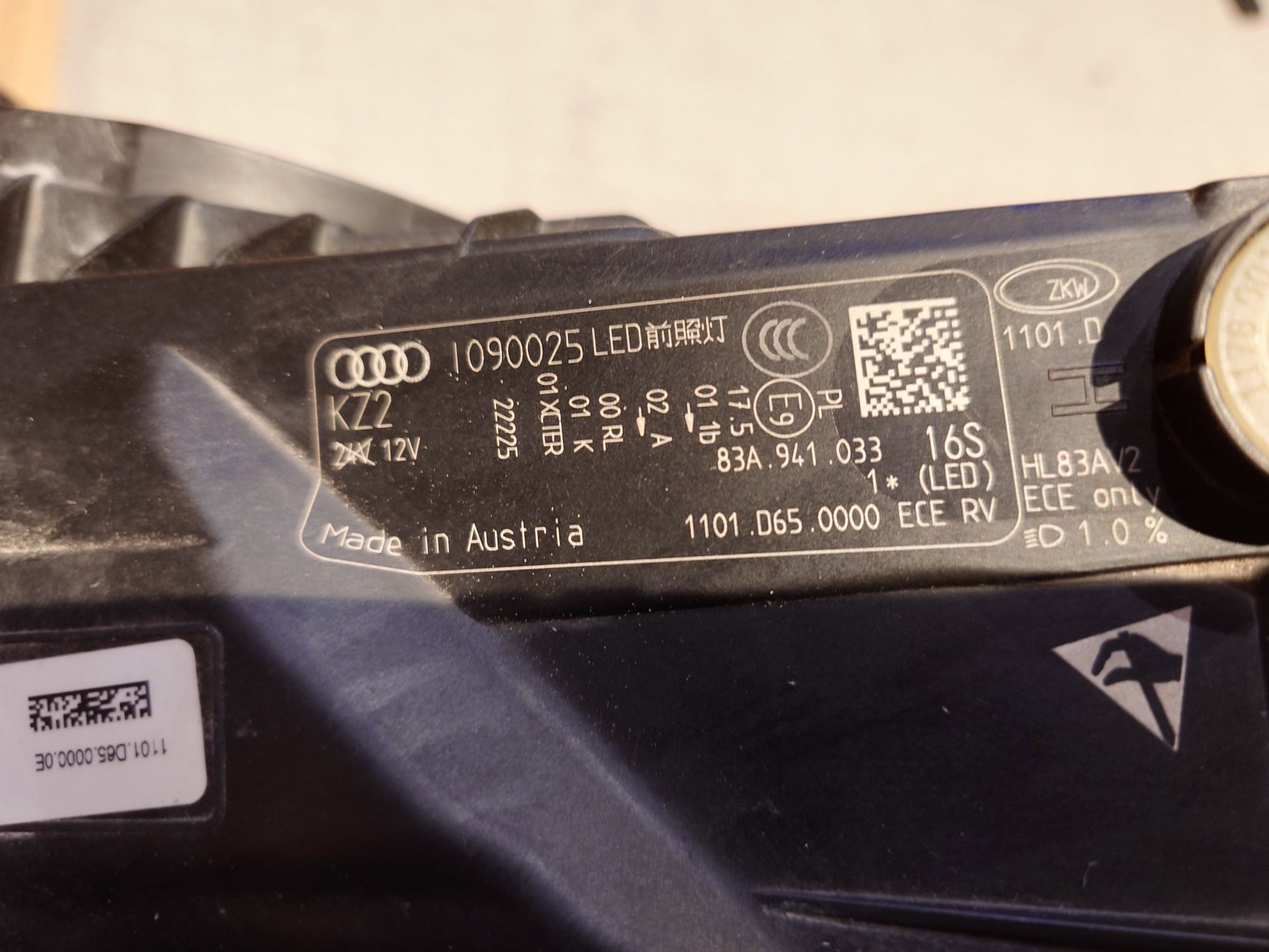 Lampa lewy przód audi Q3 r. 2022, Matrix full LED