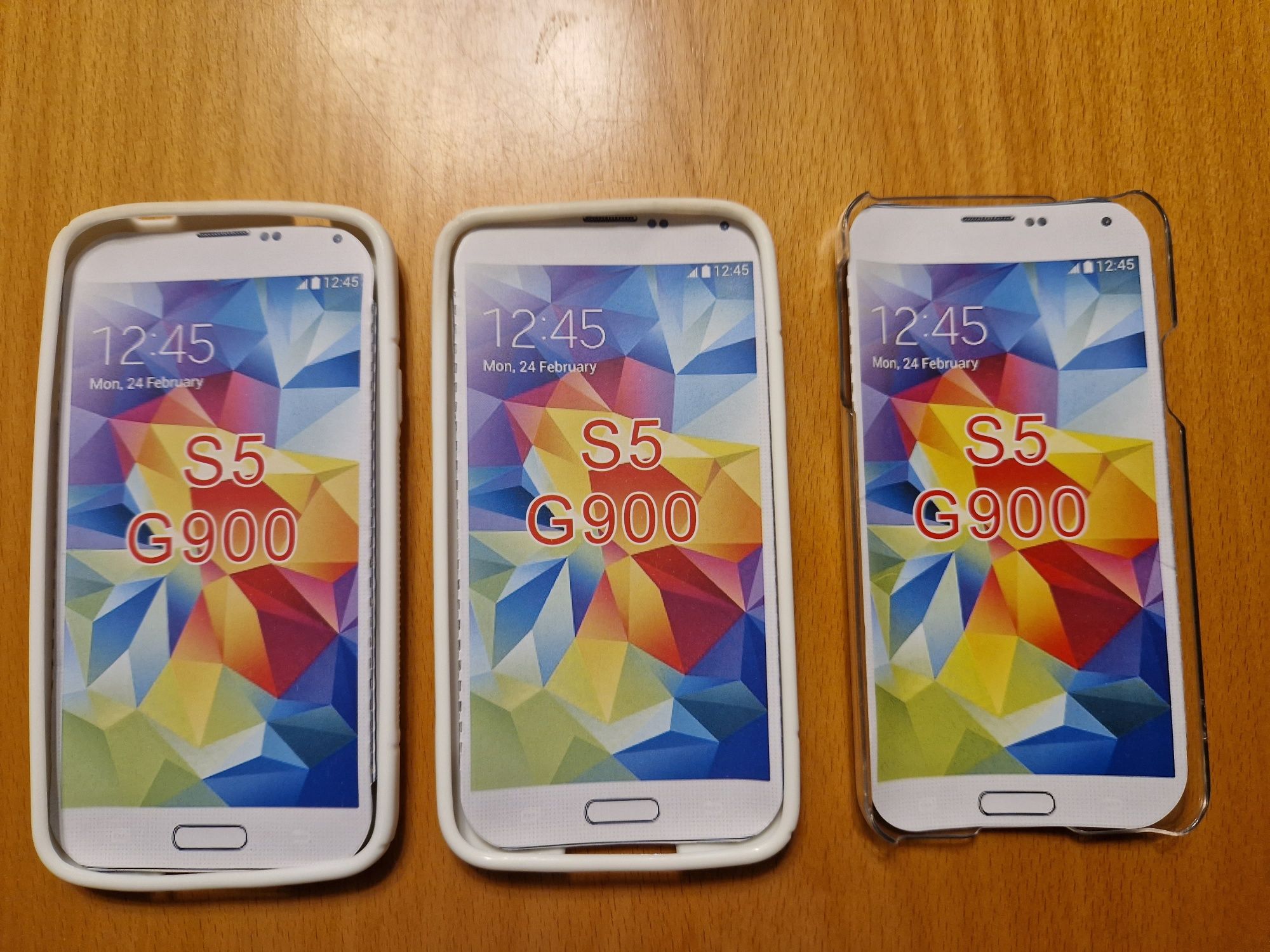 Samsung Galaxy S5 nowe plecki + 2x białe etui

Placki są nowe.
2x biał