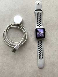 Продам Apple Watch 3/38 mm Nike