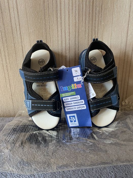 Продам босоніжки для хлопчика