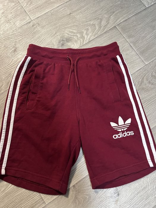 Шорти adidas розмір s
