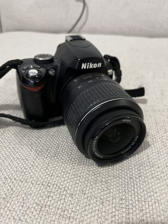 Nikon d60 z obiektywem