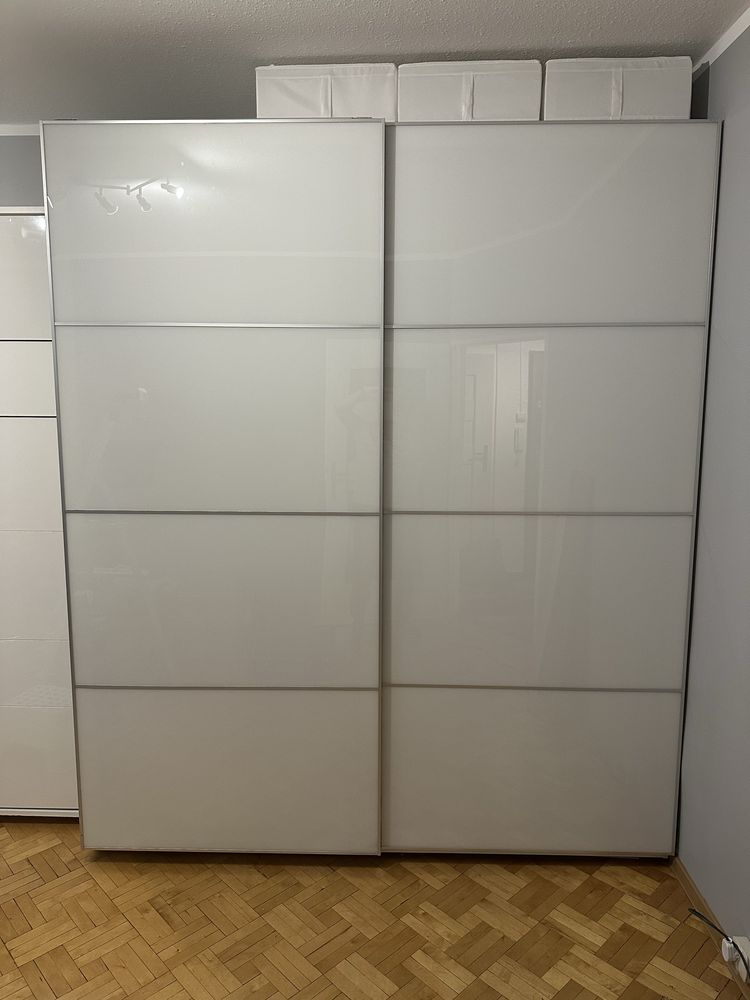 FÄRVIK 8 szt panele PAX drzwi przesuwanych, białe szkło, 100x236 cm