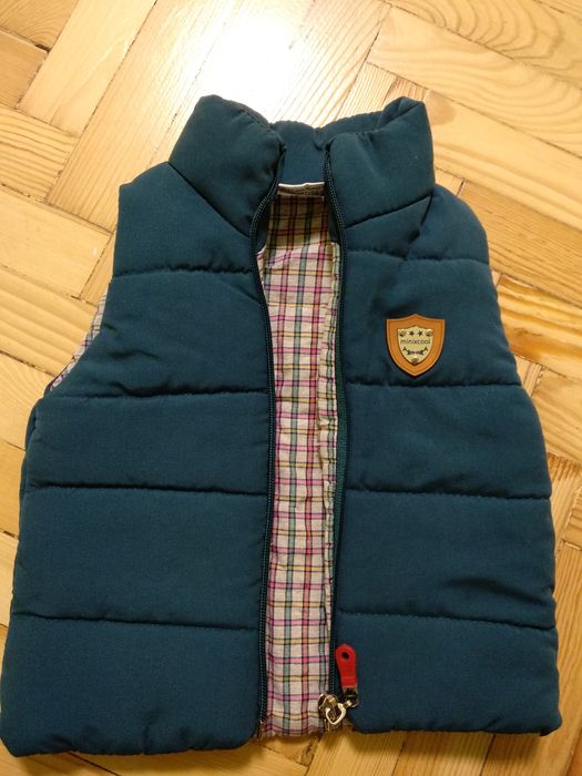 Жилетка детская новая (1 год)