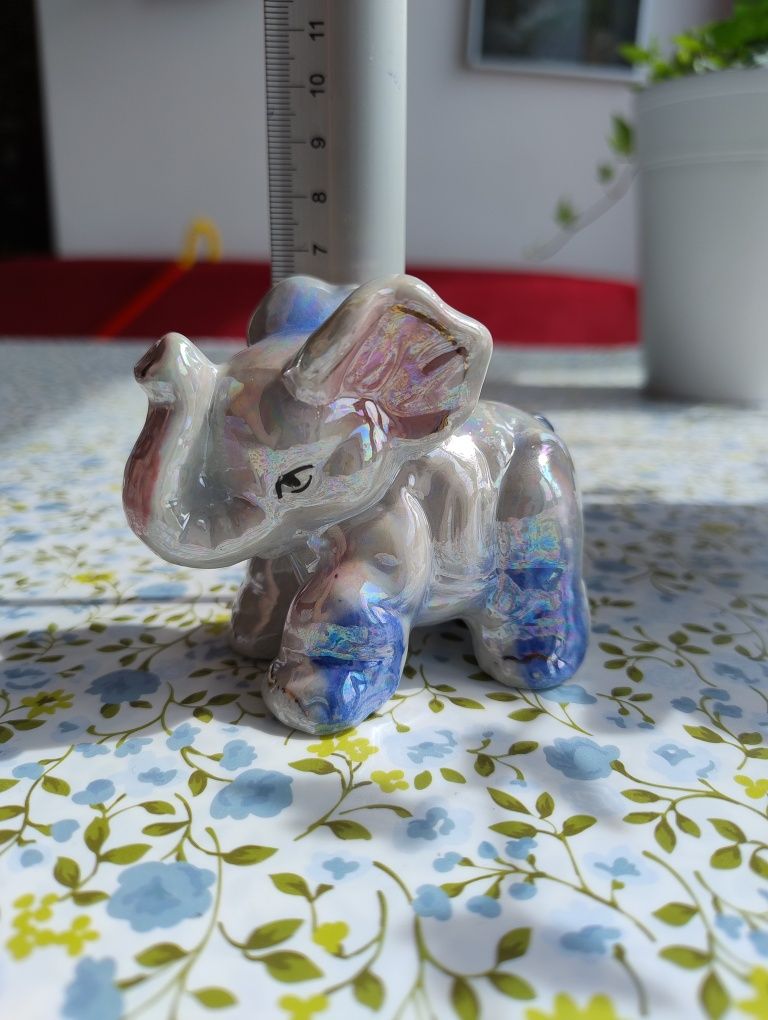 Figurka porcelanowa słoń słonik