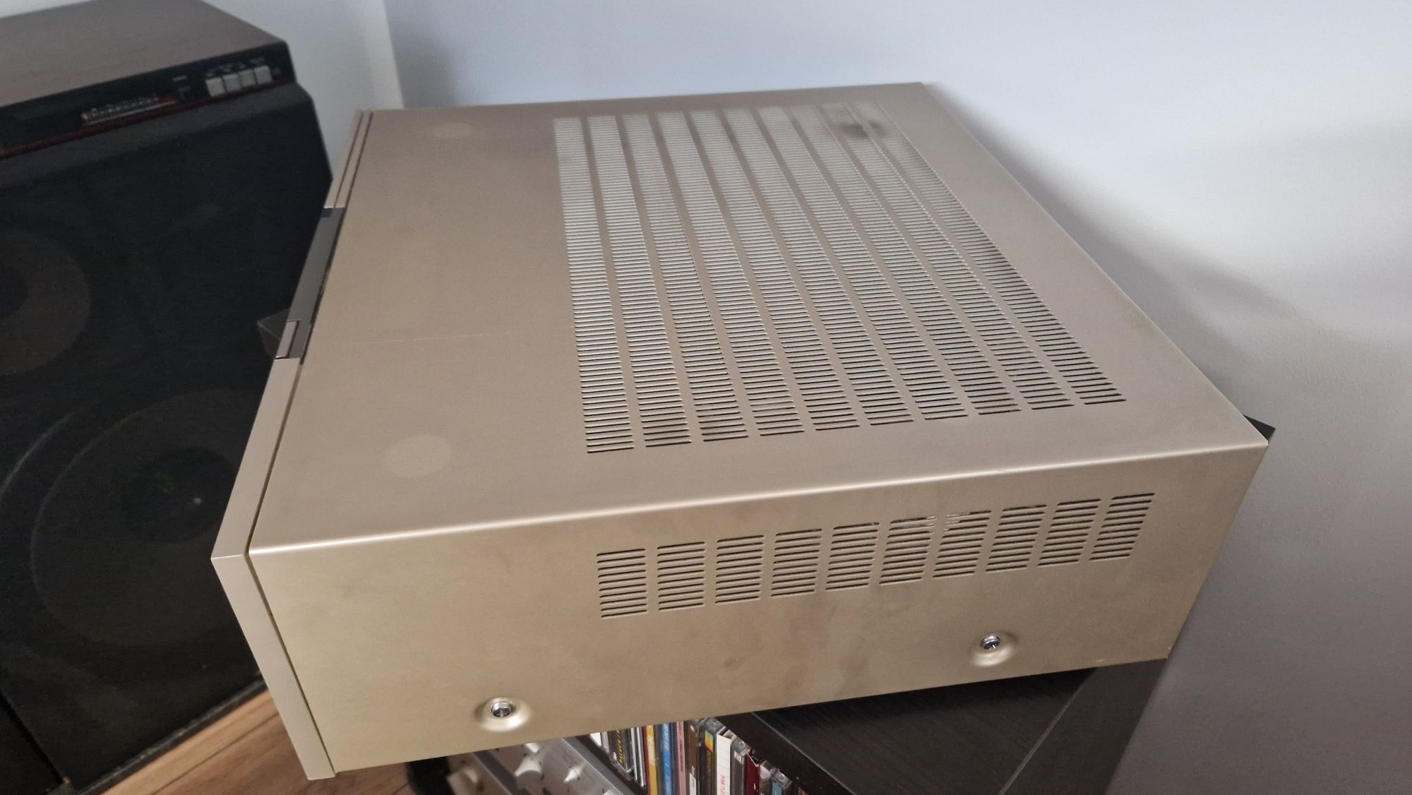 Pioneer a-9 stereo amplifier