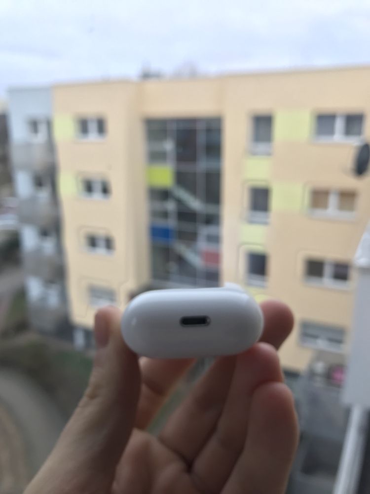 Etui AirPods 2 Model A1602 Oryginalne