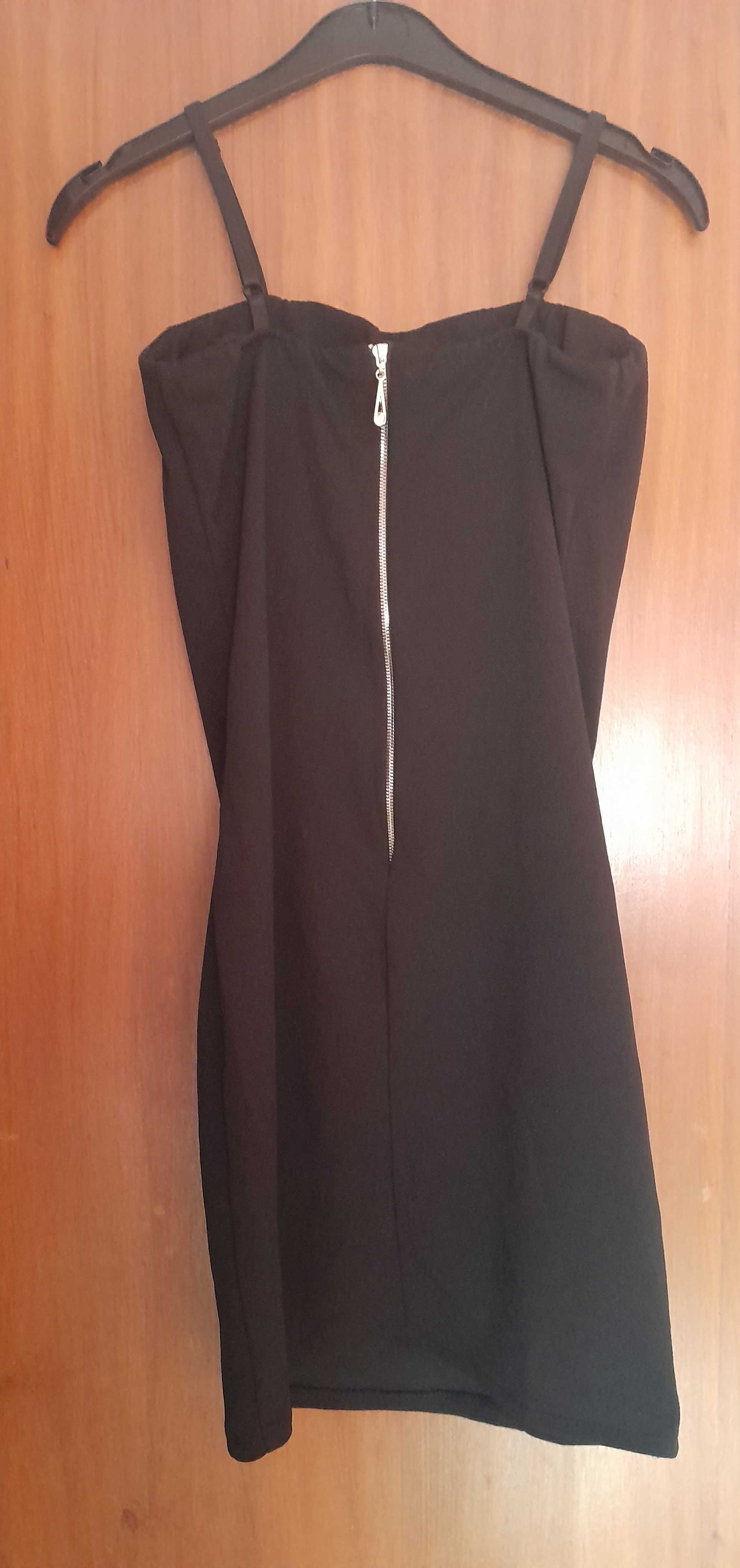 Vestido curto preto