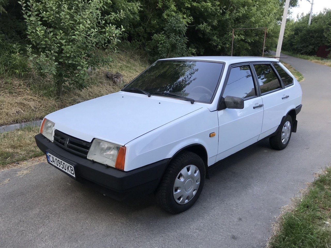 Продам ваз 21093