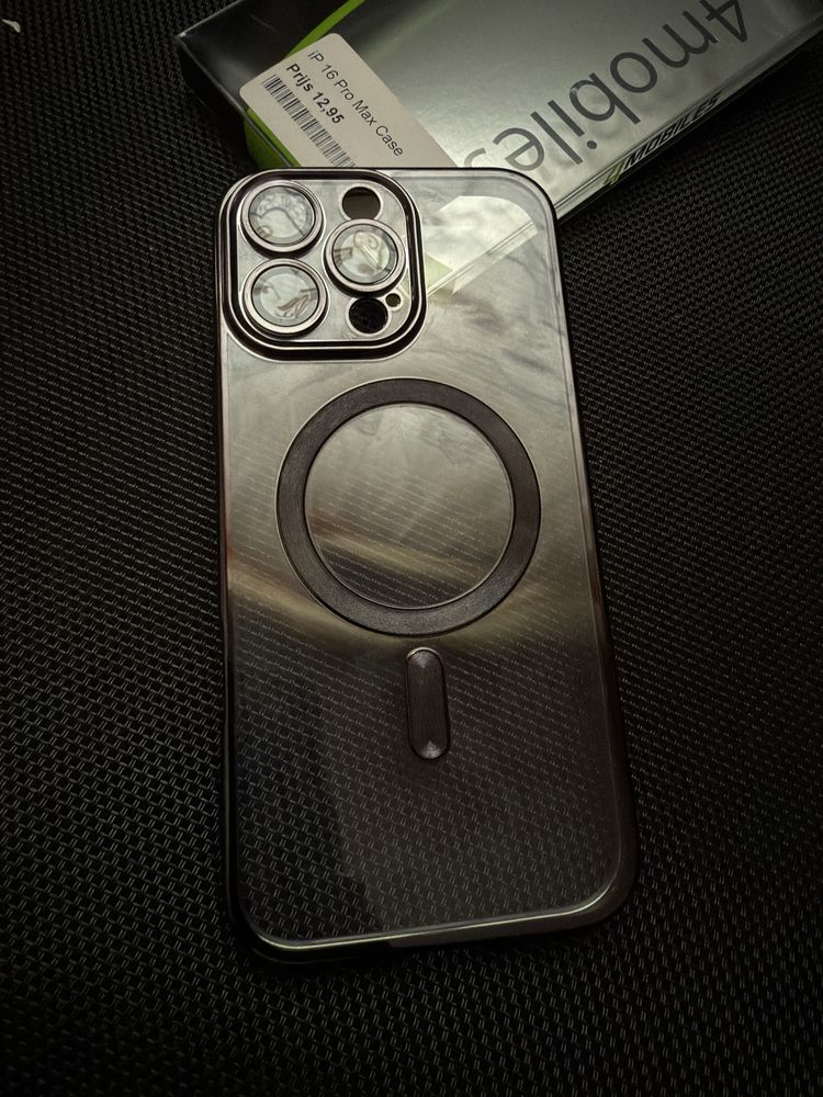 Чехол Iphone 16 Pro Max