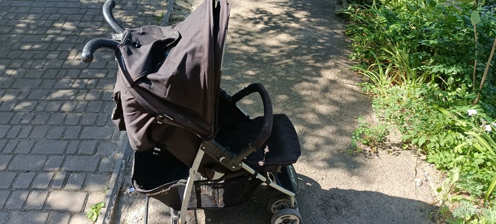 Joovy коляска вживана