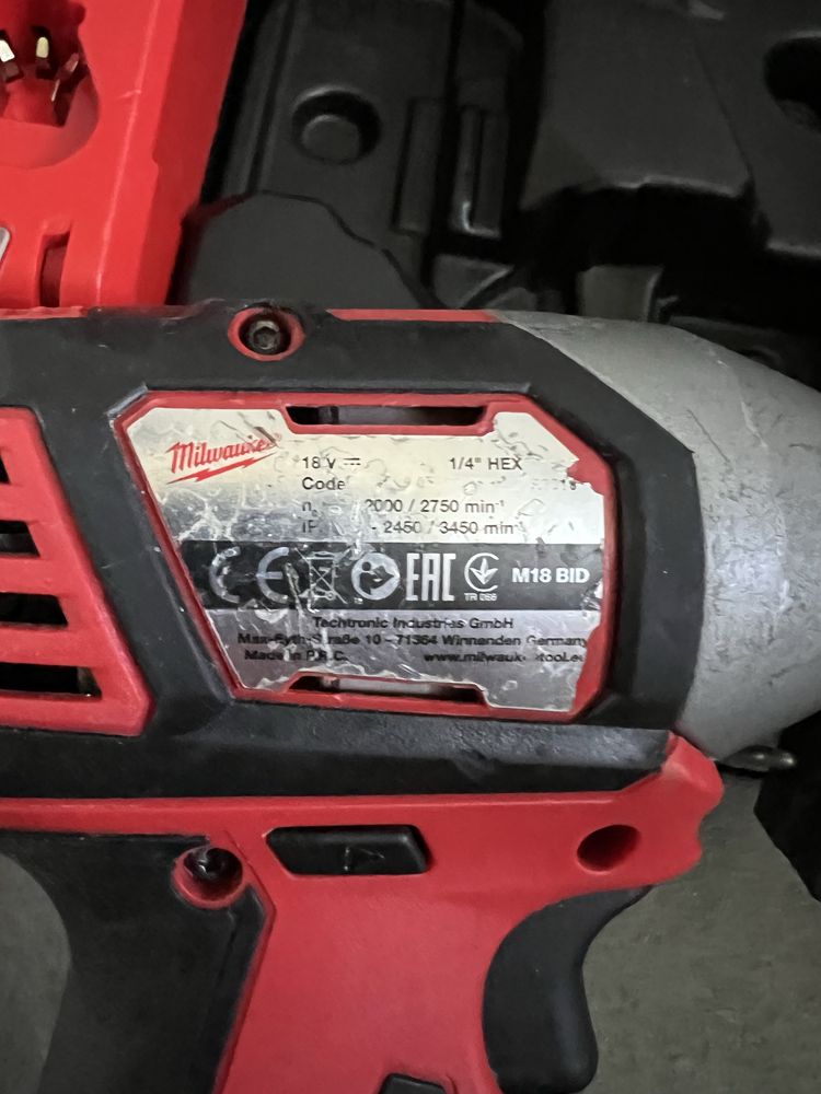 Акум.імпакт  Milwaukee M18 BID