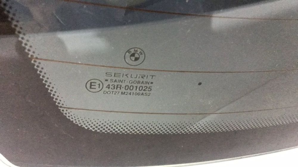 BMW 5 E39 (1995-2003) - заднє скло