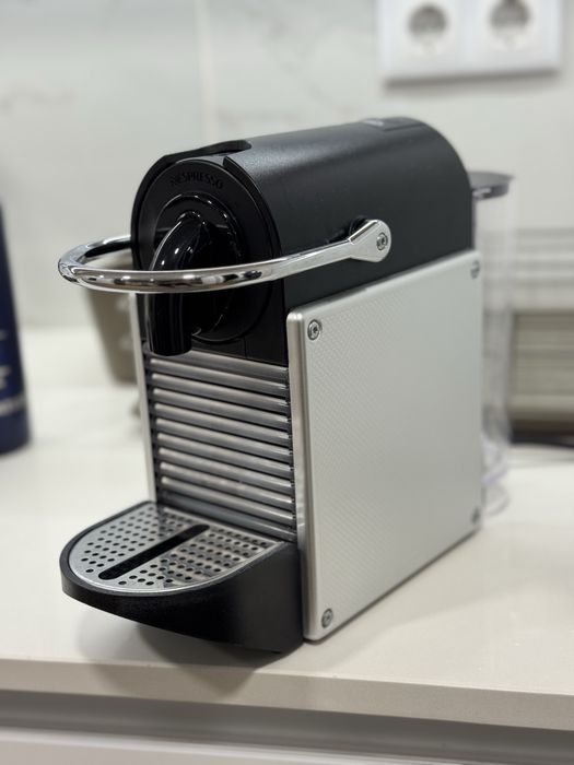 Nespresso DeLonghi Pixie