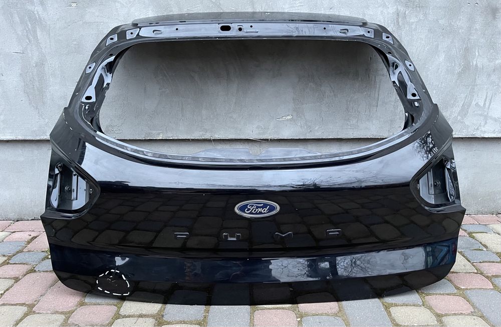 Ford Puma Пума Mk2 ляда дверь дверка кришка багажника клапа в наличии