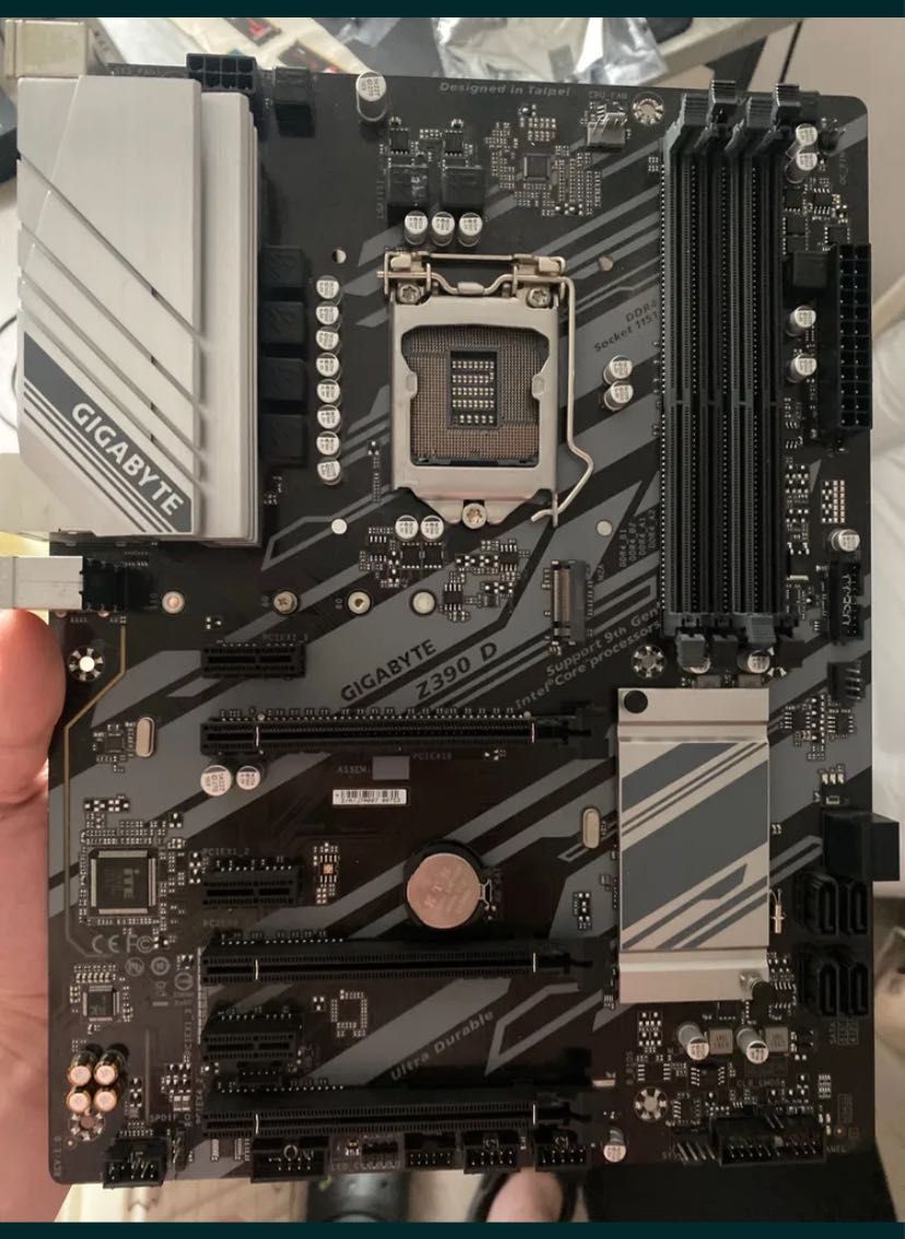 Gigabyte Z390 D б/у