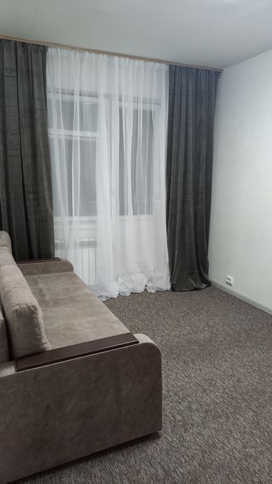 Сдаю 0днокомнатную квартиру на Троещине  в районе Фестивального