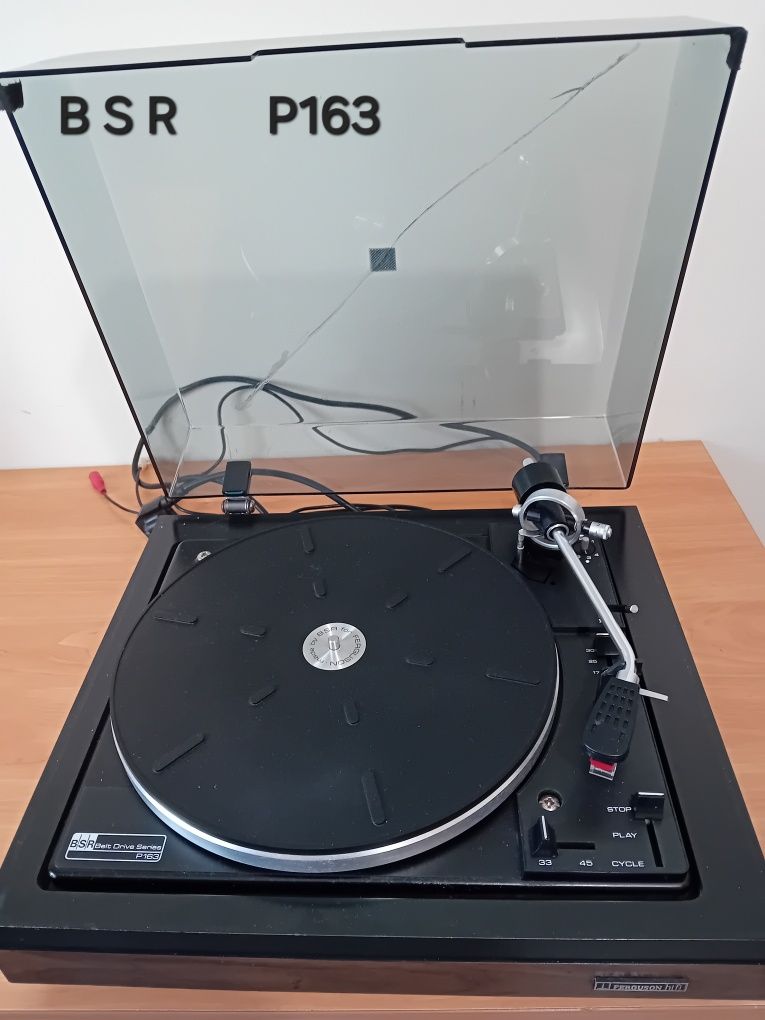 Gira discos BSR  P163