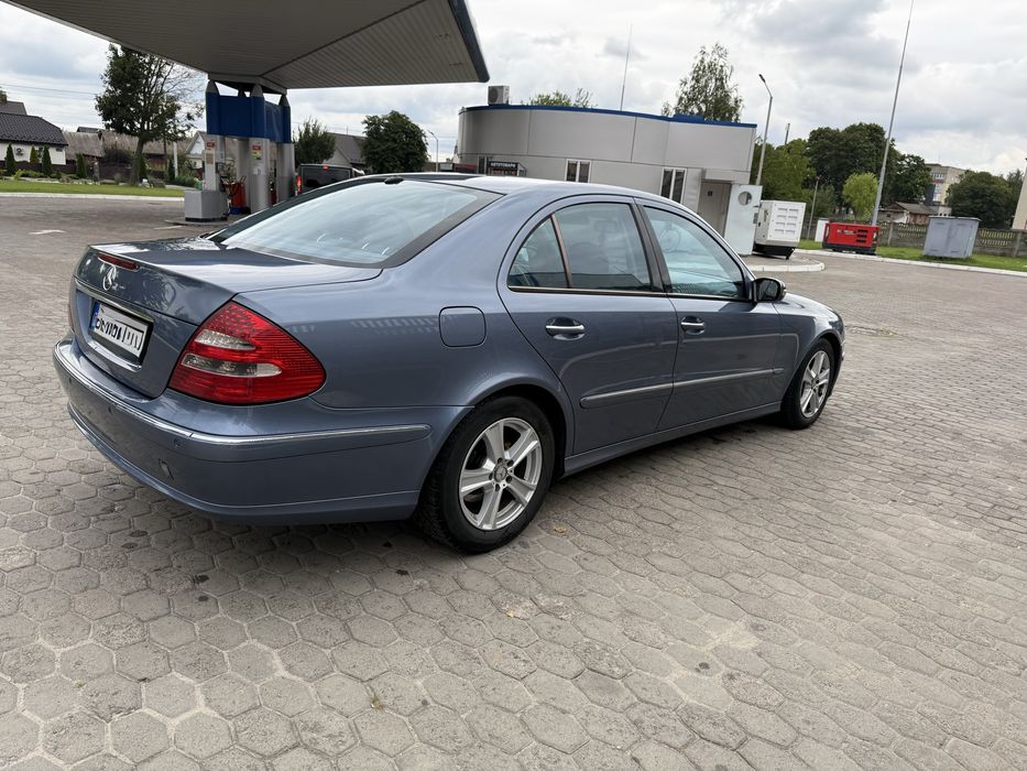 Автомобіль Mercedes-benz 2003 року в гарному стані. Телефонуйте