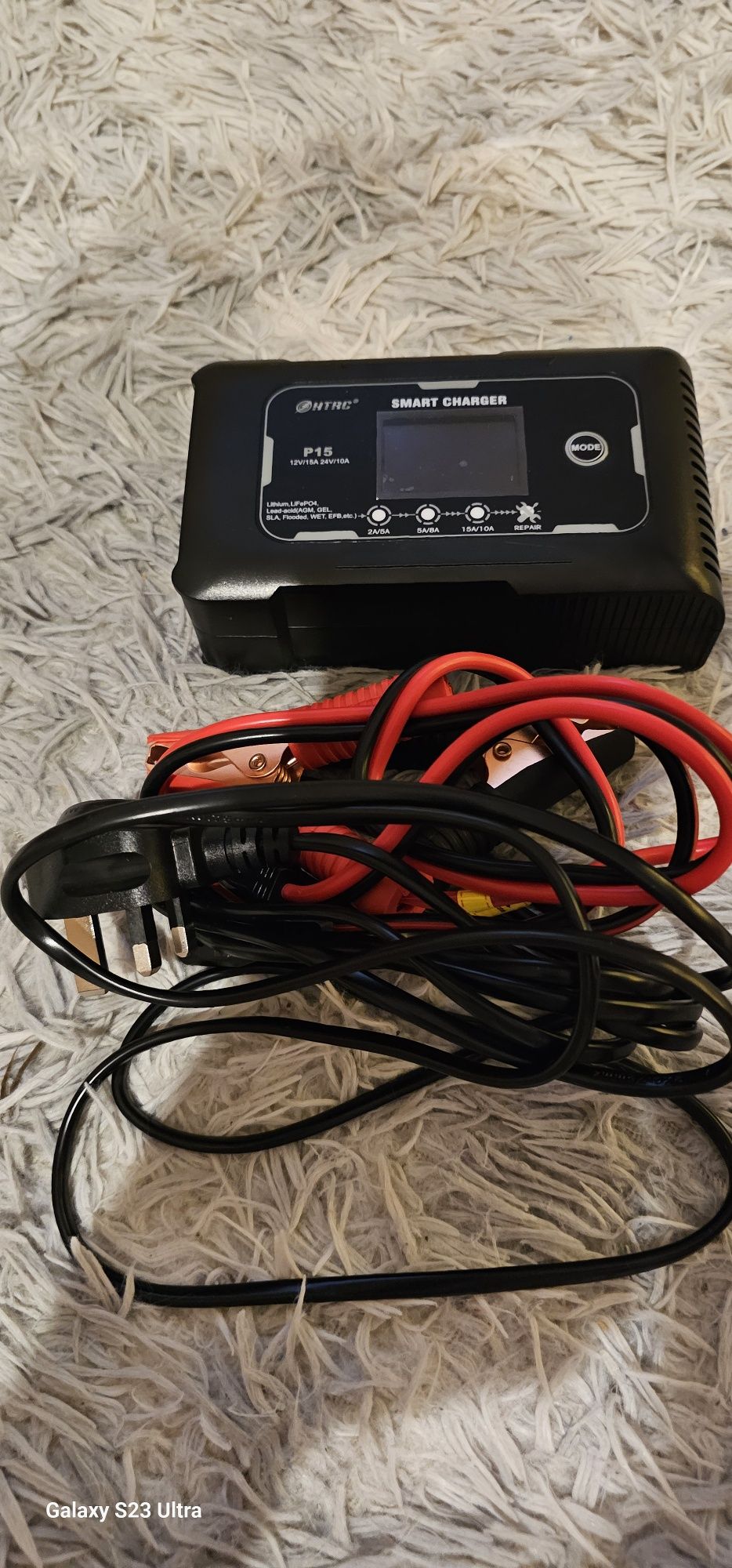Ładowarka mikroprocesorowa SMART HTRC 15A 12/24V
