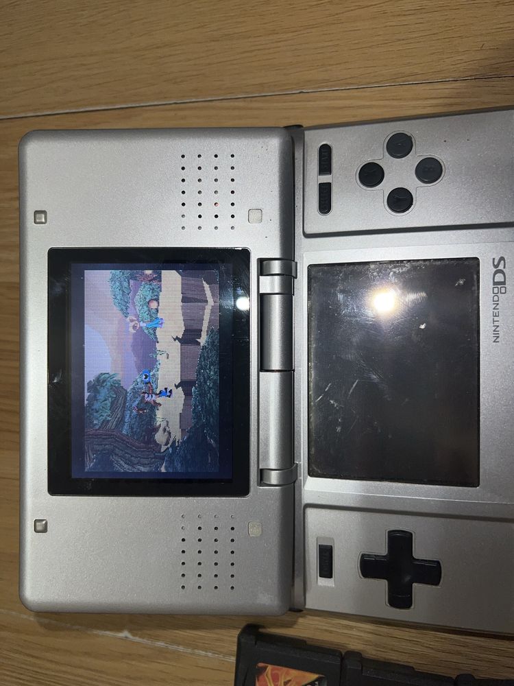 Nintendo DS – портативная игровая приставка