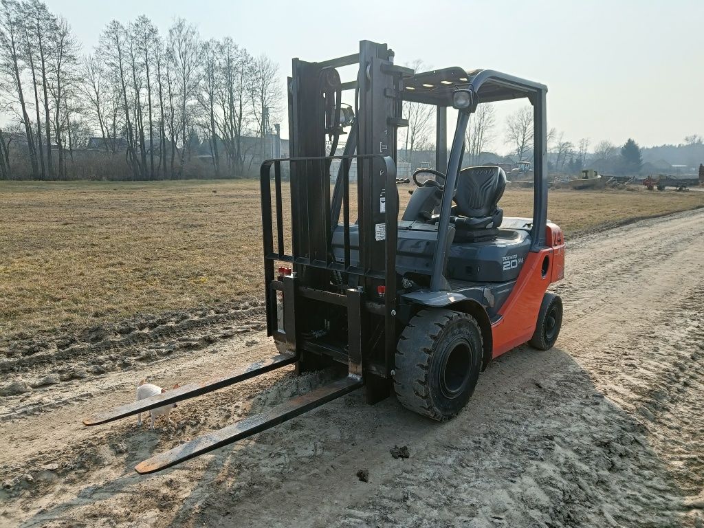 Toyota tonero 8fdf20 wózek widłowy