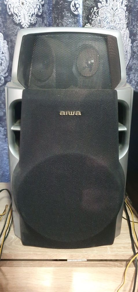 Колонки динаміки aiwa