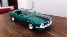 Carro burago Mustang
