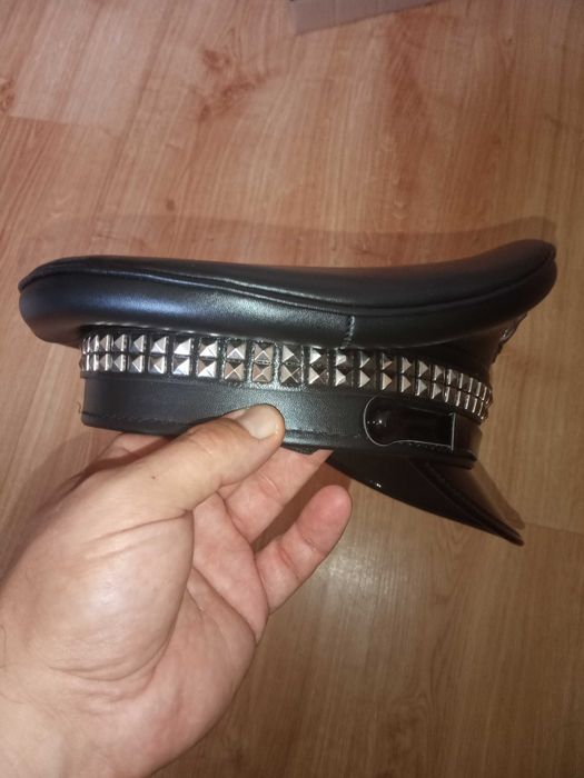 879/ ODRĘKI Czapka uniform Sylwester przebranie militarna 57 cm czarna