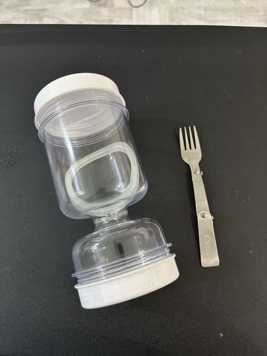 Ємність для зберігання огірків, маслин, оливок з виделкою