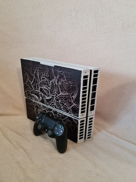 PlayStation 4 500 GB white