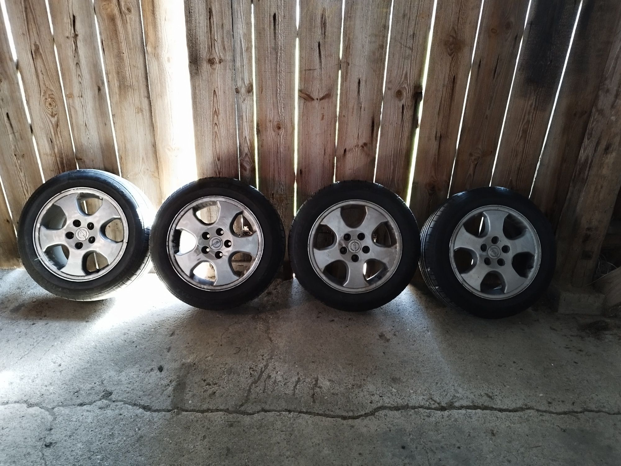 Komplet kół letnich 16"205/55 Opel Zafira b