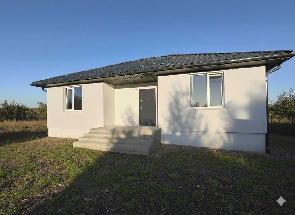 Продаж будинку у передмісті. Новобуд. Купити будинок