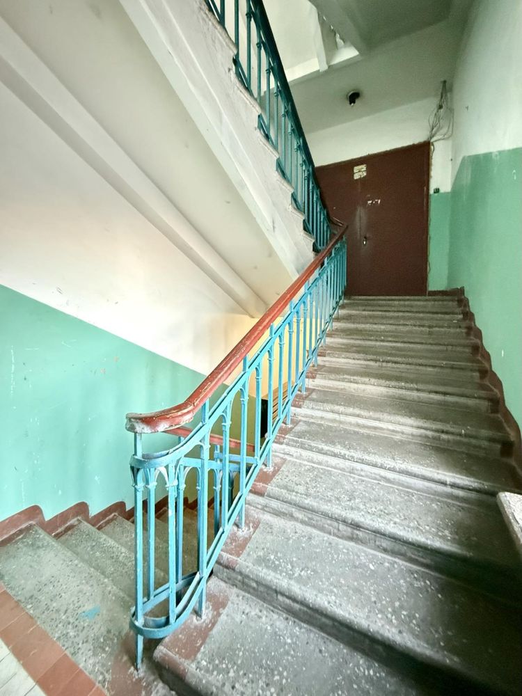 Продам м/сімейку по Приходько, 37