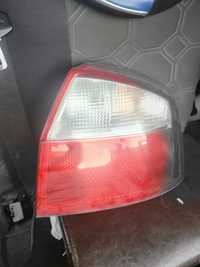 Lampa tylna tyl audi a4 b6 sedan prawa lewa